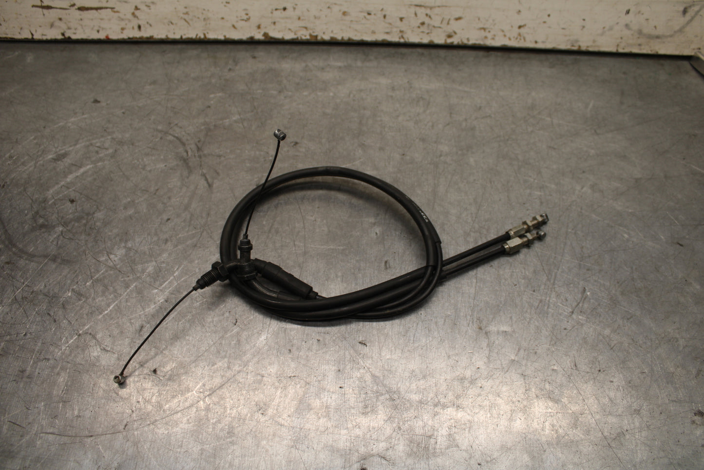 15-16 HONDA CB300F THROTTLE CABLES LINES BB740