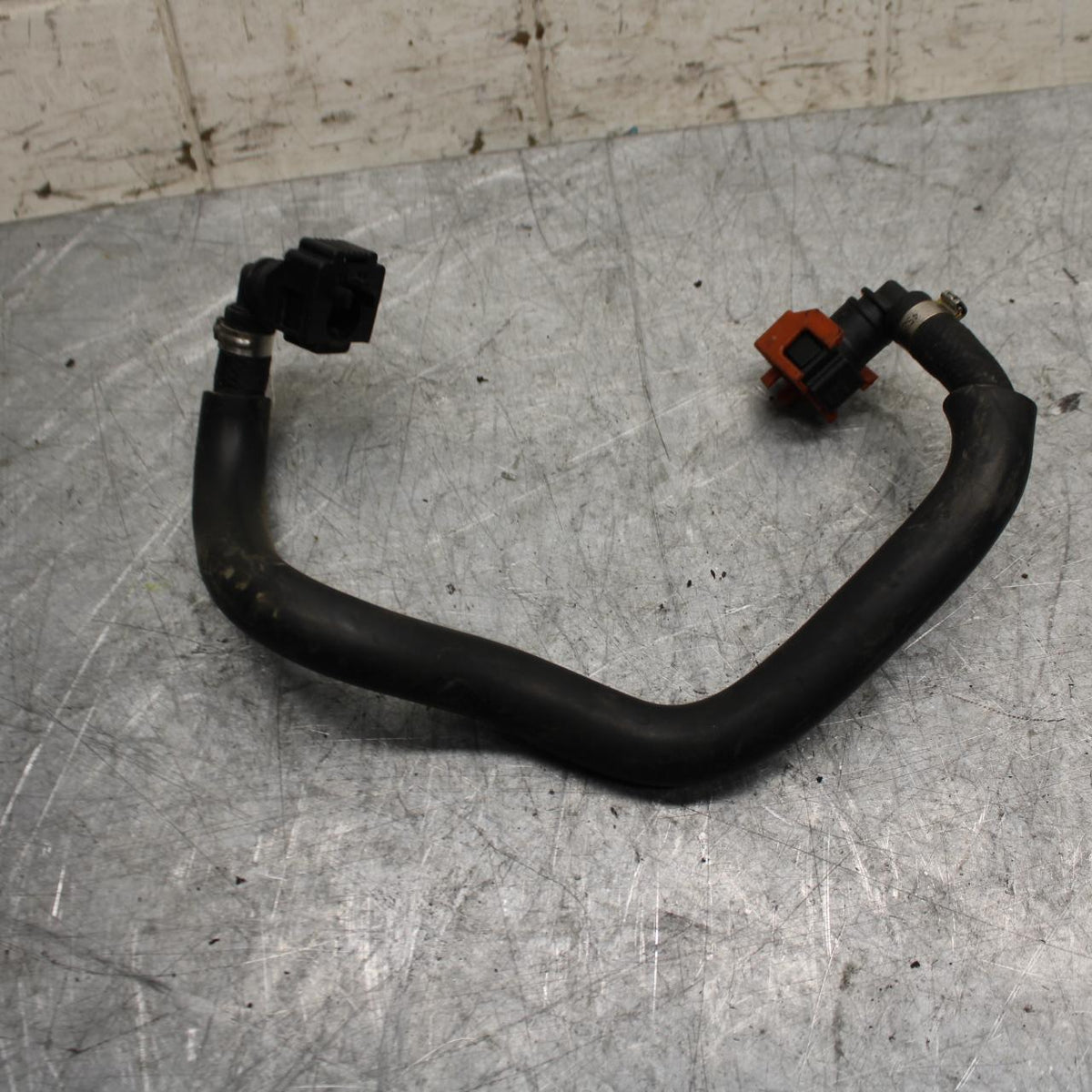 2015 Yamaha FZ07 FUEL HOSE GAS LINE TUBE PIPE 1WS-13971-00-00 BB531