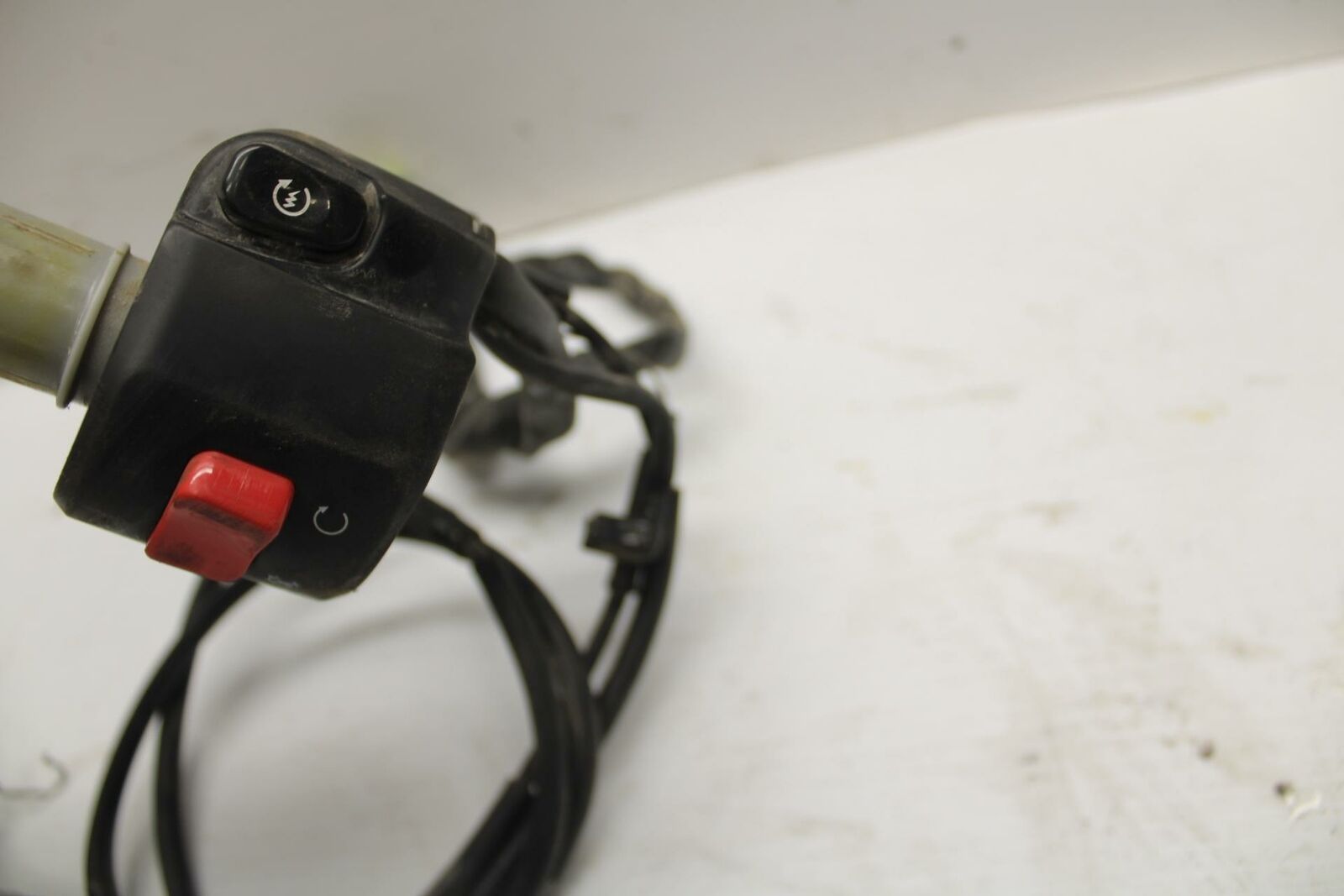 17-20 KAWASAKI NINJA 650 EX650 ABS RIGHT  HANDLE KILL OFF START SWITCH  BB277