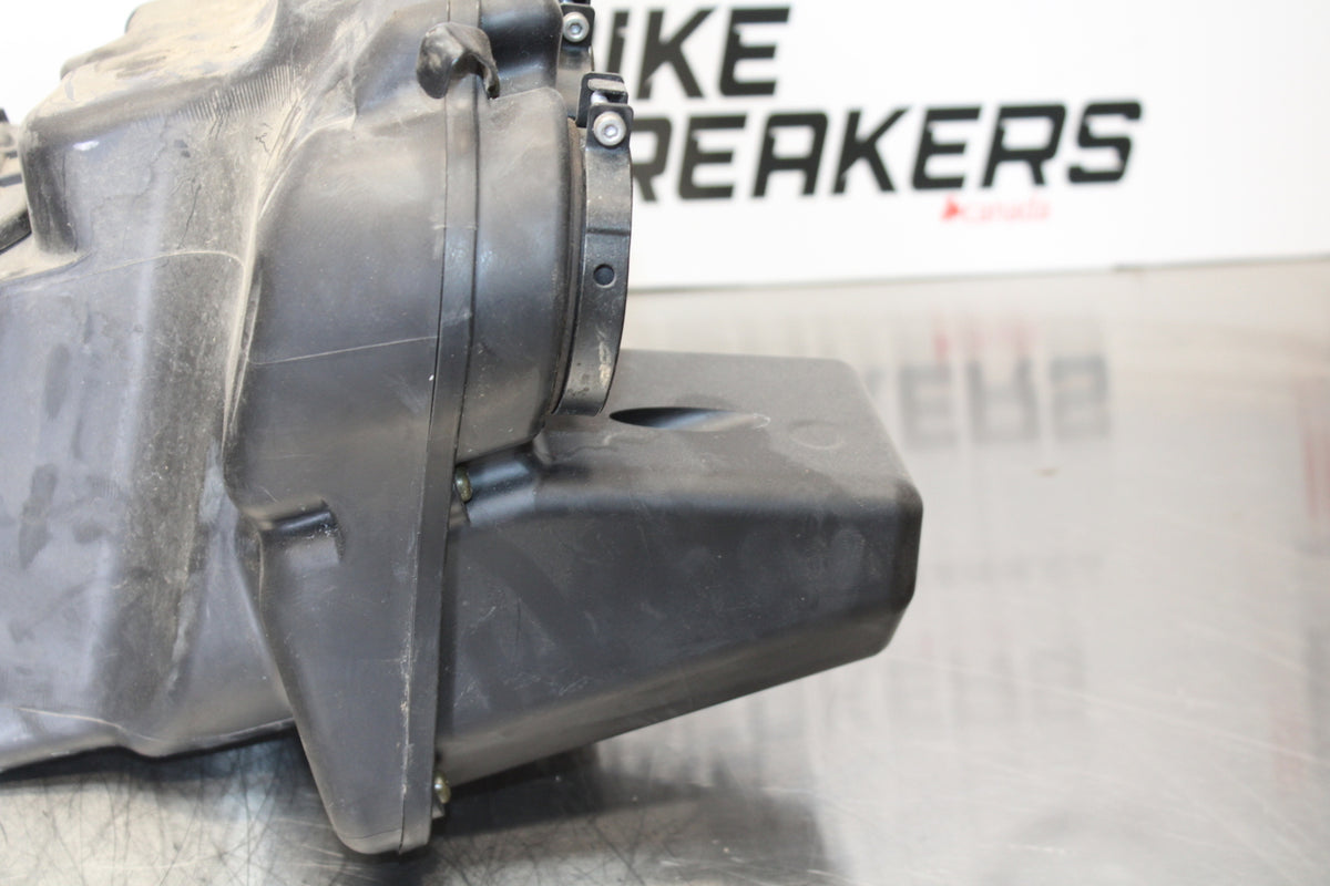 07 KAWASAKI Z1000 AIRBOX AIR INTAKE FILTER BOX BB148