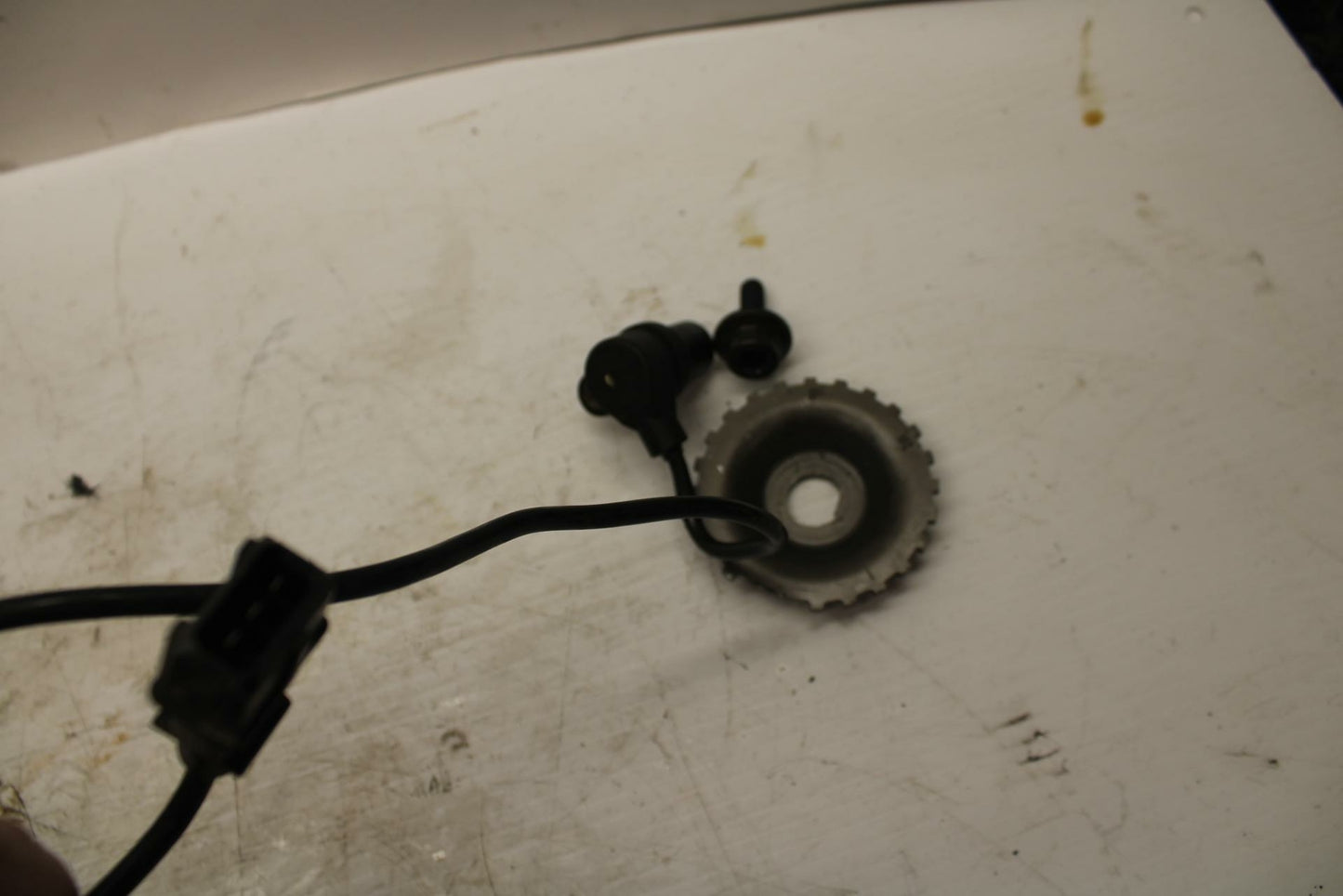 10-11 APRILIA RSV4 CRANKSHAFT POSTION PICK UP SENSOR  BB268