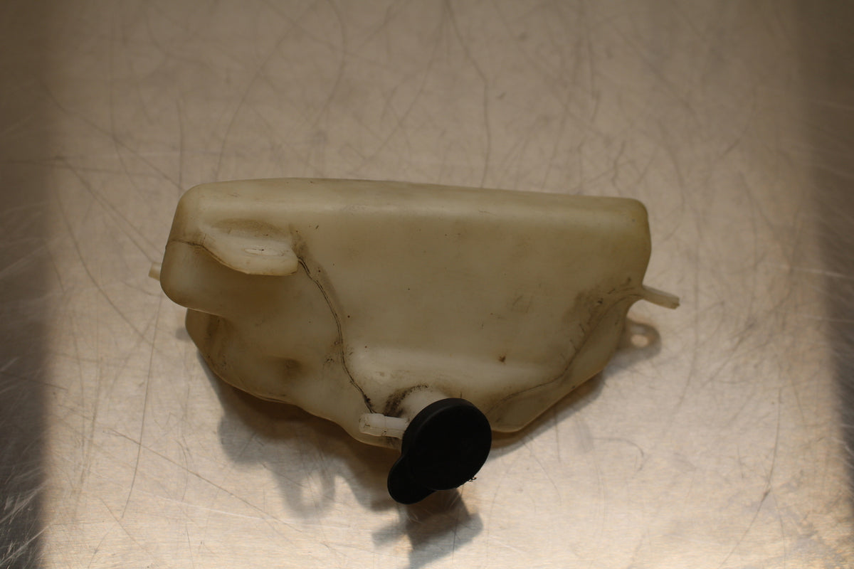 96 YAMAHA YZF750R COOLANT WATER TANK RESERVOIR BOTTLE BB137