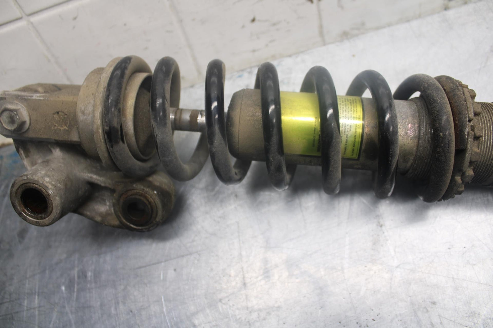 97-98 SUZUKI GSXR 600 SRAD REAR BACK SHOCK ABSORBER SUSPENSION BB455