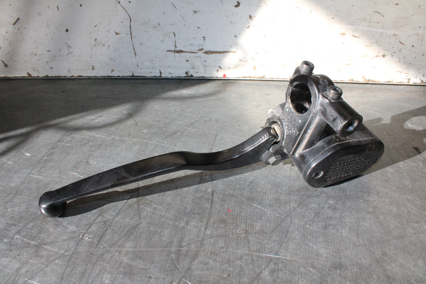 19-22 KAWASAKI Z400 FRONT BRAKE MASTER CYLINDER w/ LEVER BB708