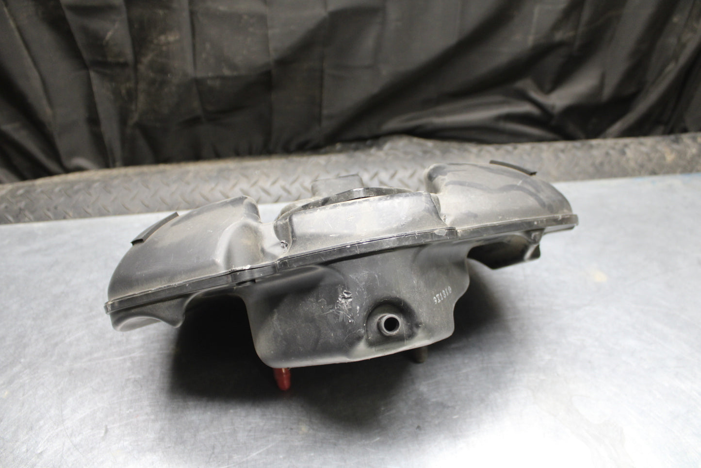 00 SUZUKI INTRUDER 1500 VL1500 AIRBOX AIR INTAKE FILTER BOX BB761