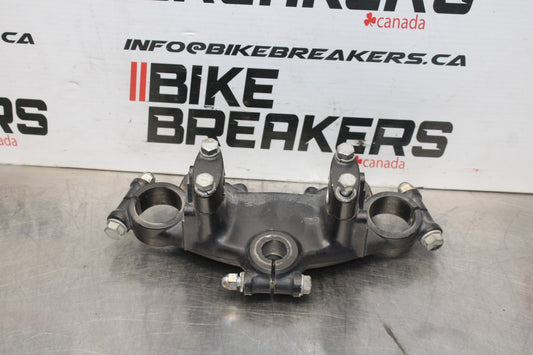 78-79 SUZUKI GS1000 FORKS UPPER TRIPLE TREE CLAMP BB787