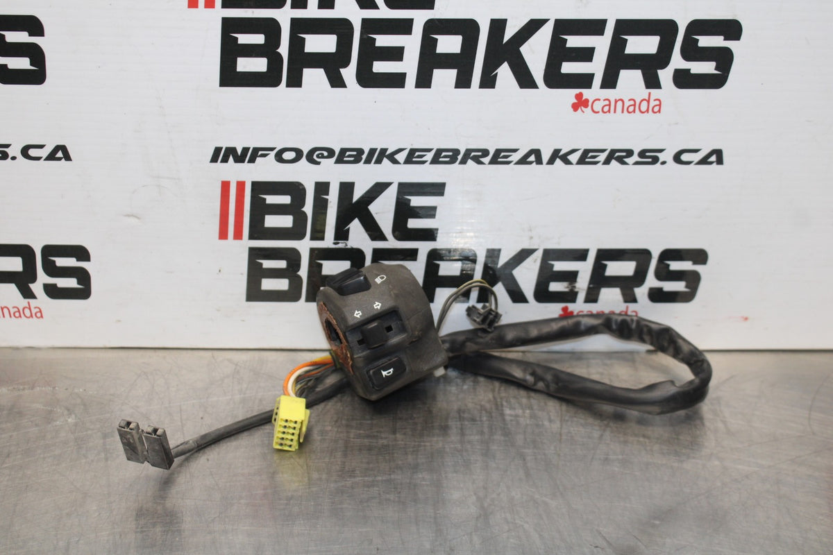 06 SUZUKI SV650S LEFT CLIP ON HANDLE HORN SIGNALS SWITCH SWITCHES BB783