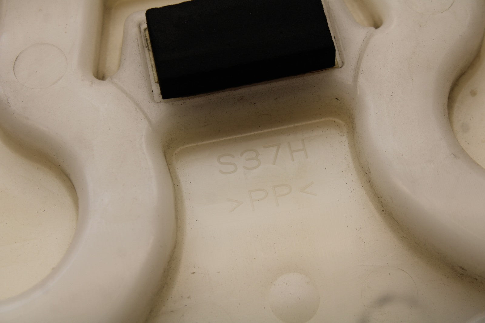 08-10 SUZUKI GSXR 600 FRONT DRIVERS SEAT PAD SADDLE PILLION BB202