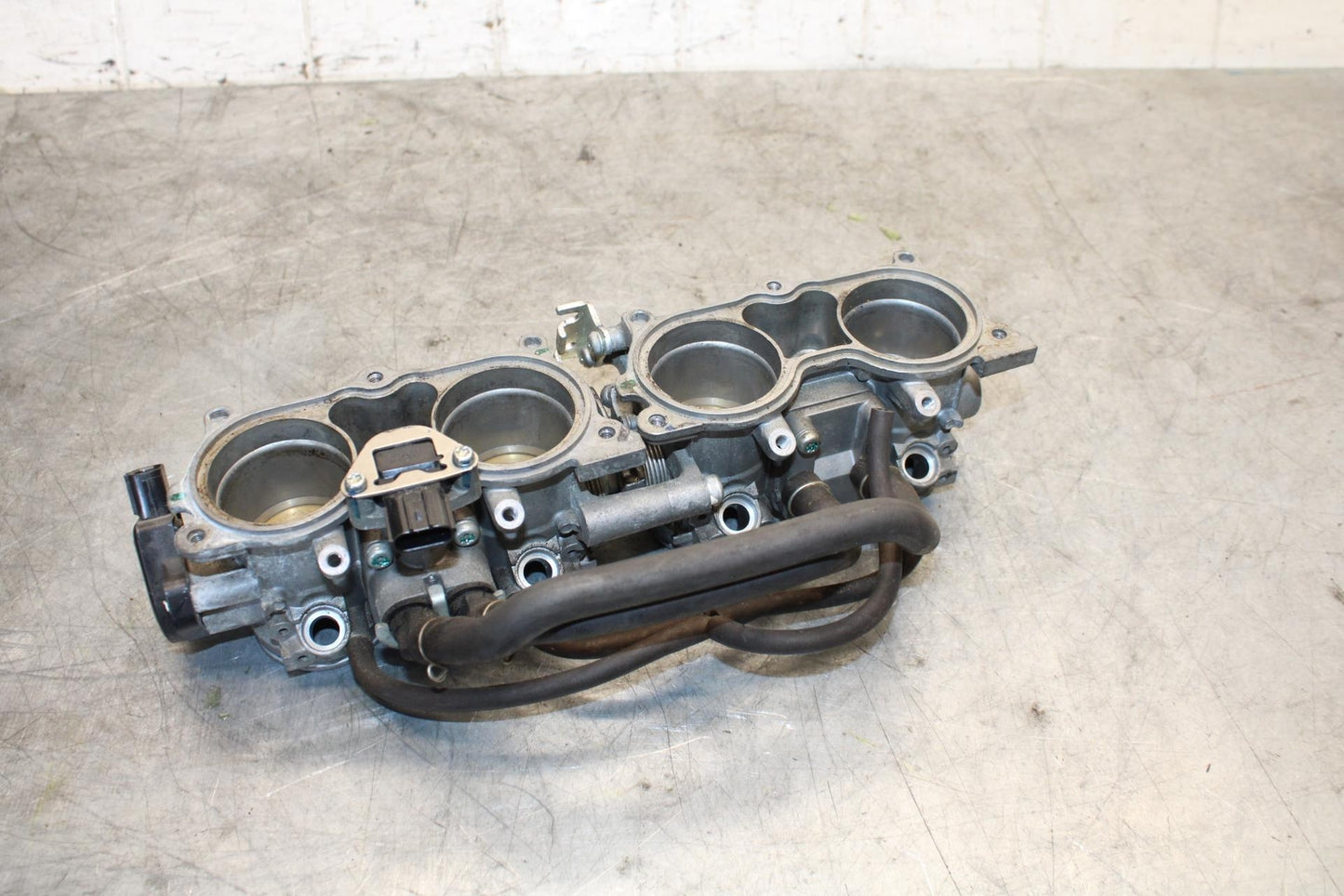 07-12 HONDA CBR600RR MAIN FUEL INJECTORS / THROTTLE BODIES 16401-MFJ-A01 BB542