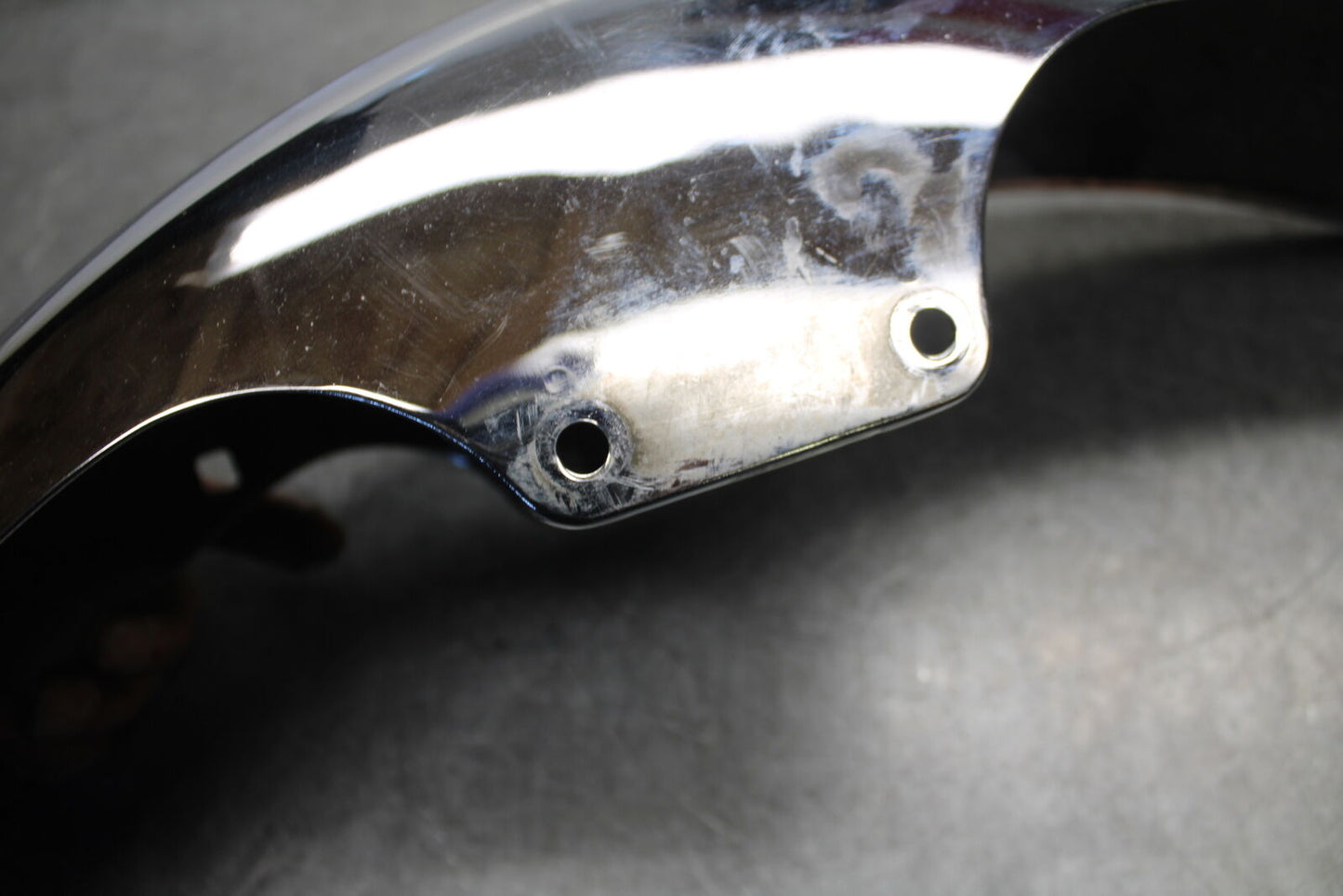 85-86 SUZUKI MADURA 1200 FRONT WHEEL FENDER  BB691
