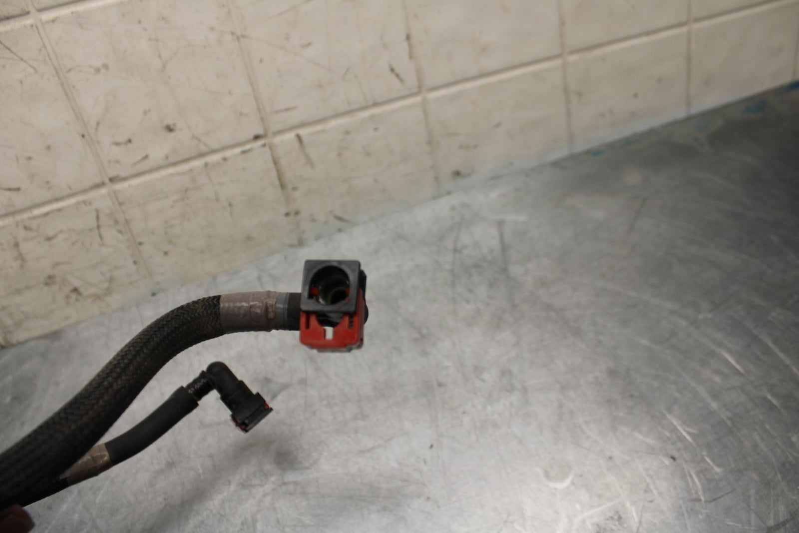 11-14 KAWASAKI VERSYS 650 LE 650C FUEL HOSE GAS LINE TUBE PIPE BB498