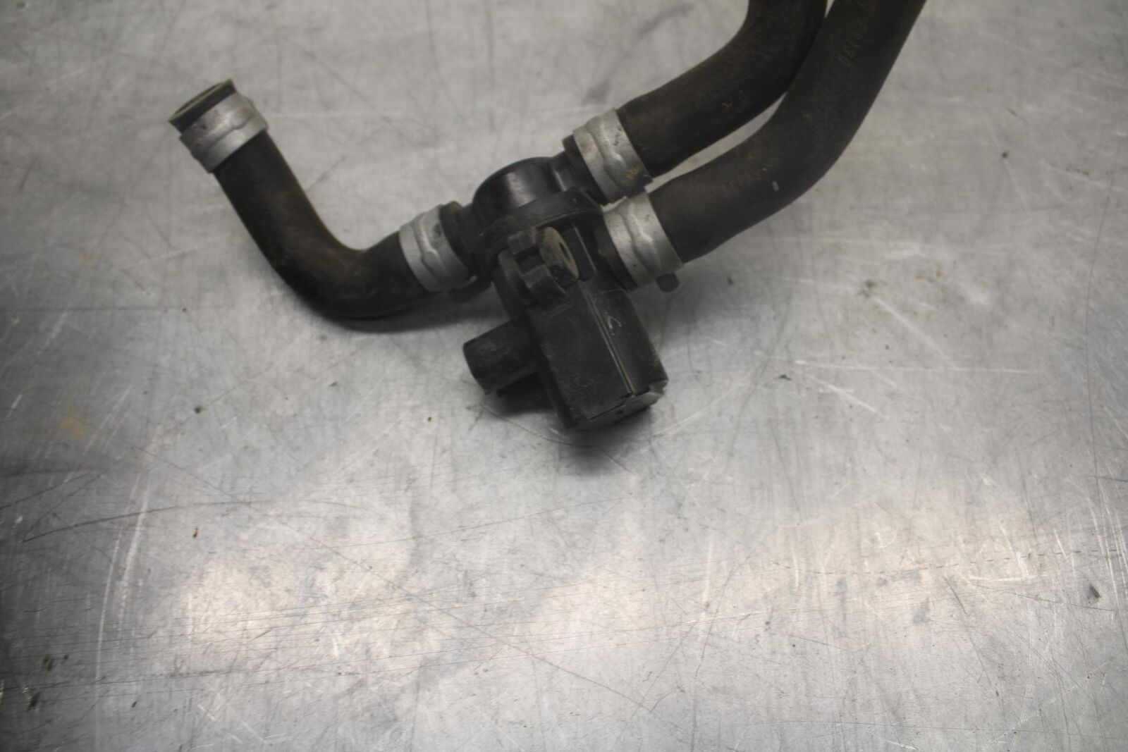 15-21 SUZUKI GSXR600 AIR VALVE SOLENOID TOP ENGINE SWITCH SENSOR BB460