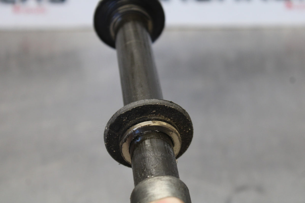 05 YAMAHA YZF R6 FRONT WHEEL RIM AXLE PIVOT BOLT BB894