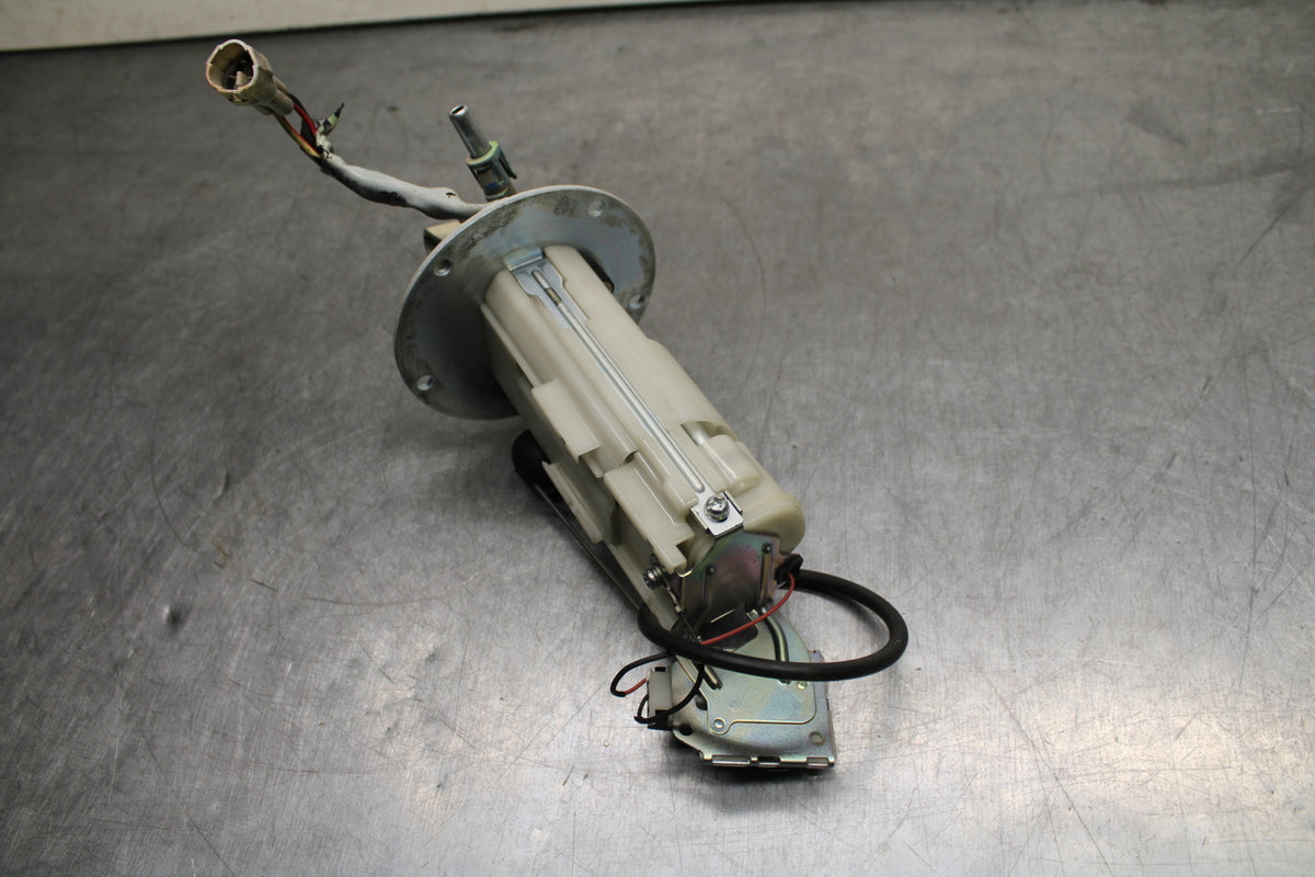 08-10 SUZUKI GSXR 600 FUEL PUMP GAS PETROL SENDER UNIT BB753