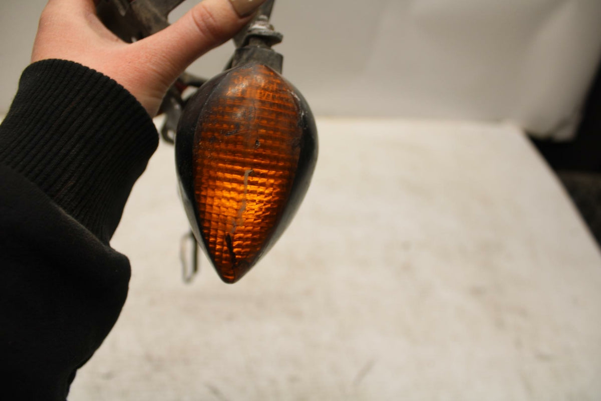 15 YAMAHA FZ09 REAR LEFT RIGHT TURN SIGNALS LIGHT INDICATORS BB367