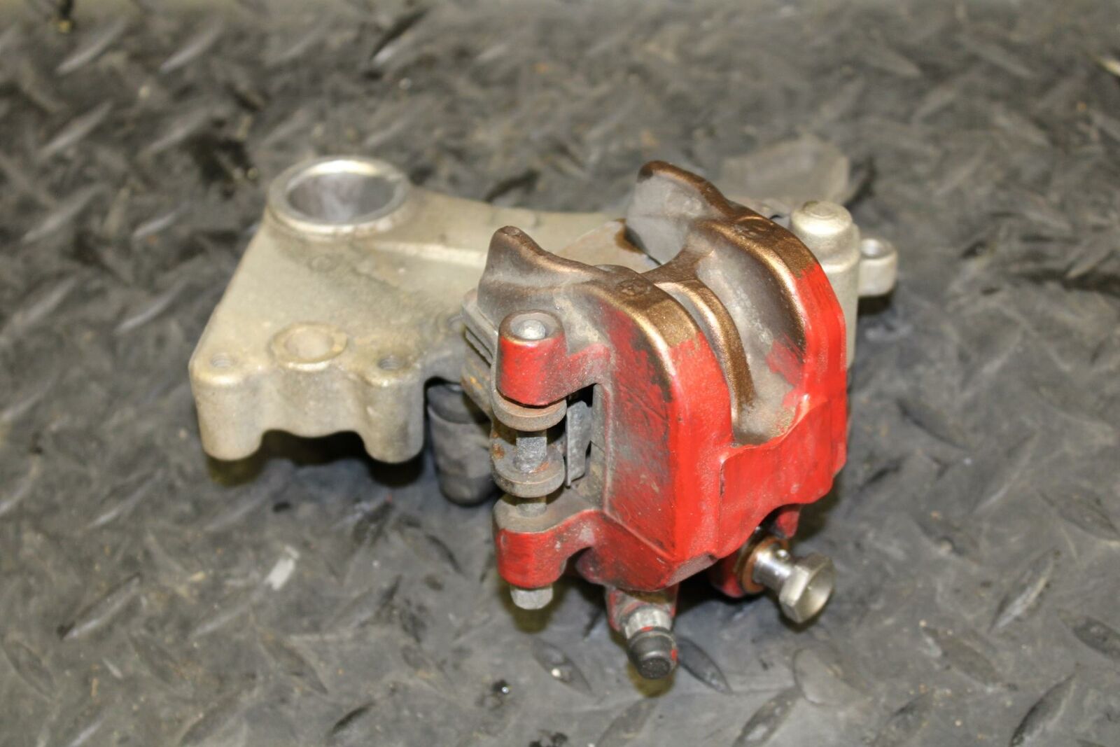 12-16 HONDA CBR1000RR REAR BACK BRAKE CALIPER W MOUNT BRACKET BB176