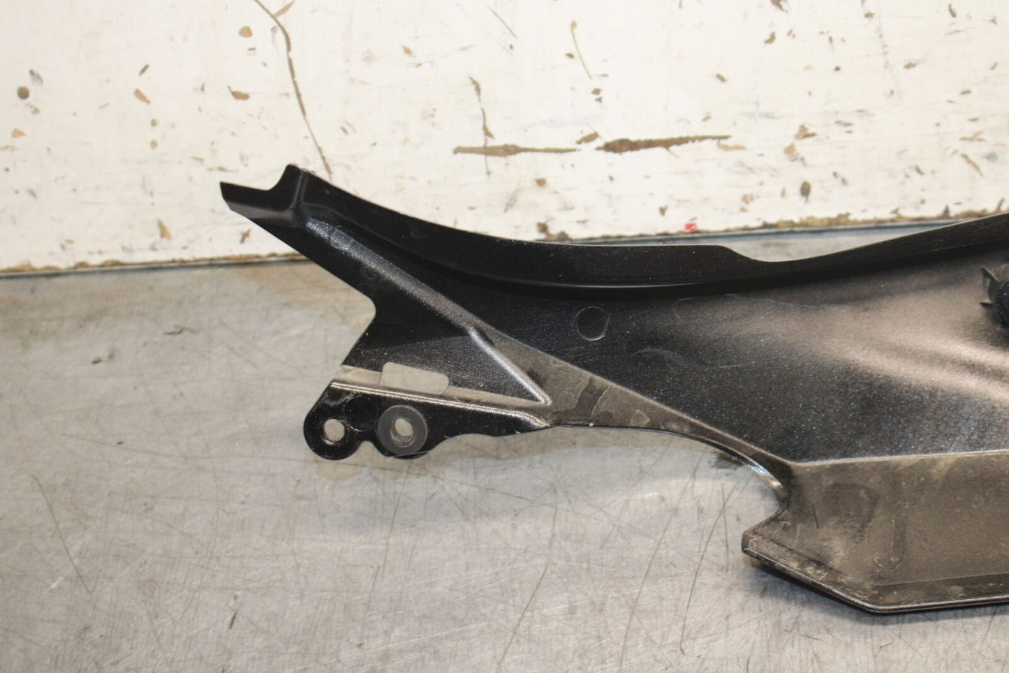 18-23 KAWASAKI NINJA 400 EX400 ABS LEFT REAR BACK TAIL FAIRING COWL SHROUD BB747
