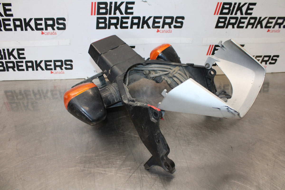 05-06 HONDA CBR600RR REAR BACK FENDER MUD GUARD BB893