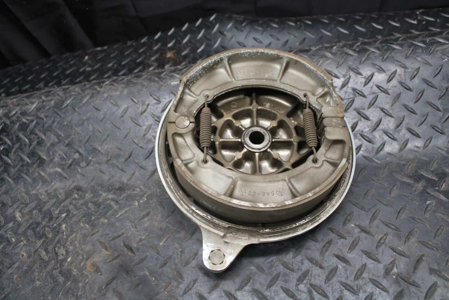 84-85 YAMAHA VIRAGO 1000 DRUM BRAKE  BB173