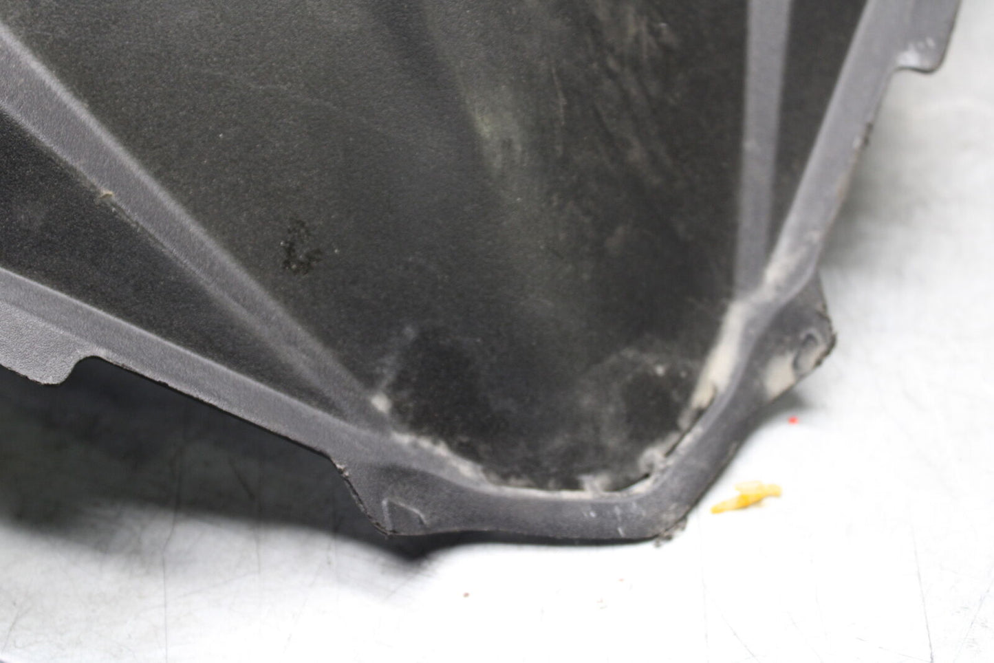 18-23 KAWASAKI NINJA 400 FRONT CENTER COWL FAIRING BB660