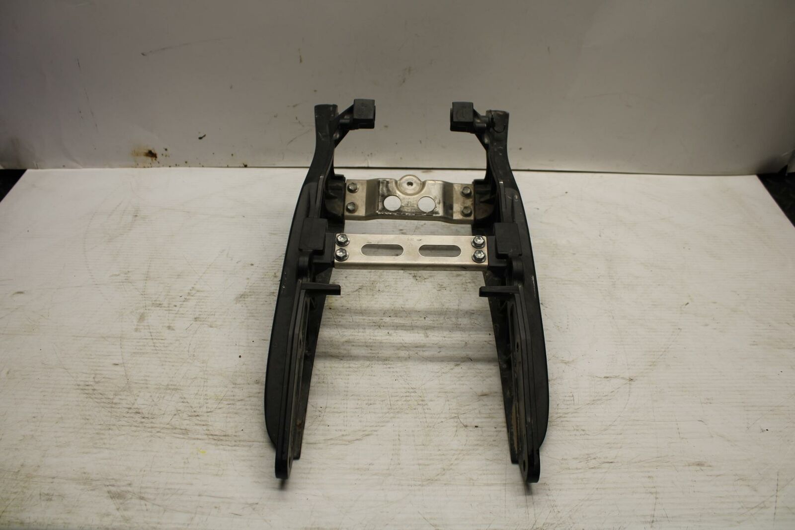 06-07 SUZUKI GSXR600 REAR SUBFRAME BACK SUB FRAME BB289