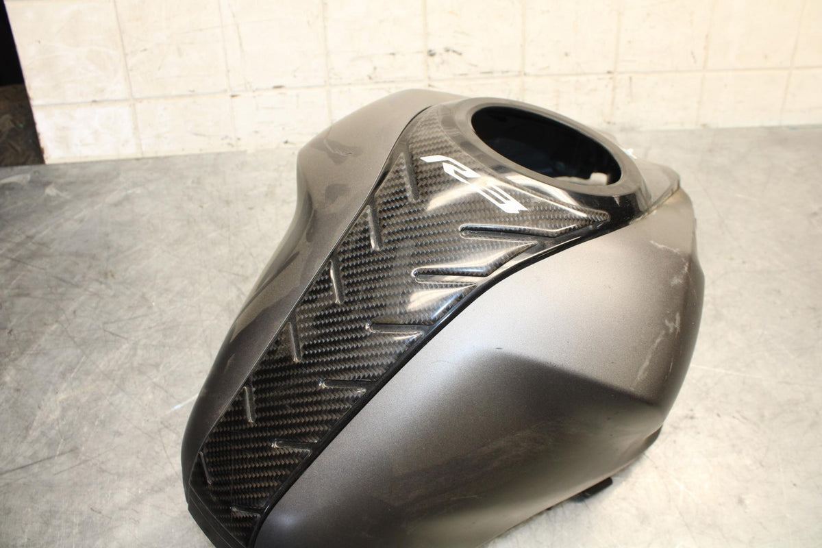 2015 Yamaha YZF R3 GAS TANK FUEL CELL COVER FAIRING COWL 1WD-F4129-00-P1 BB526