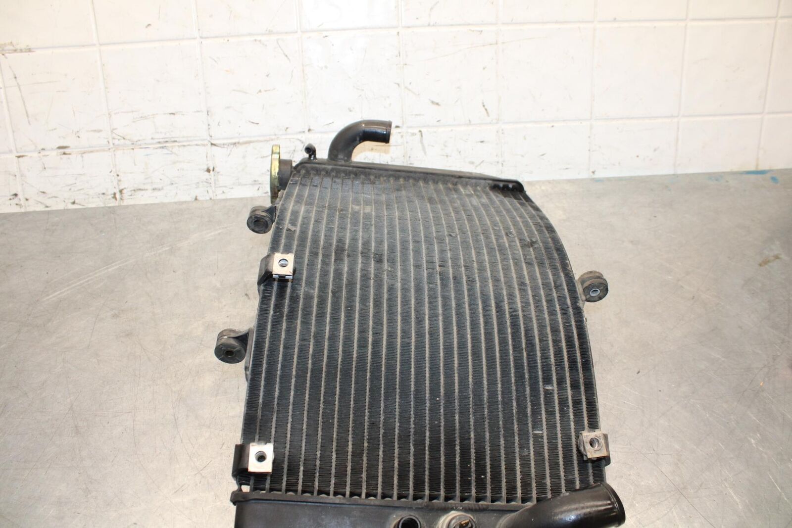 2000 Honda CBR600F4 ENGINE RADIATOR COOLING RADIATER 19010-MBW-671 BB552