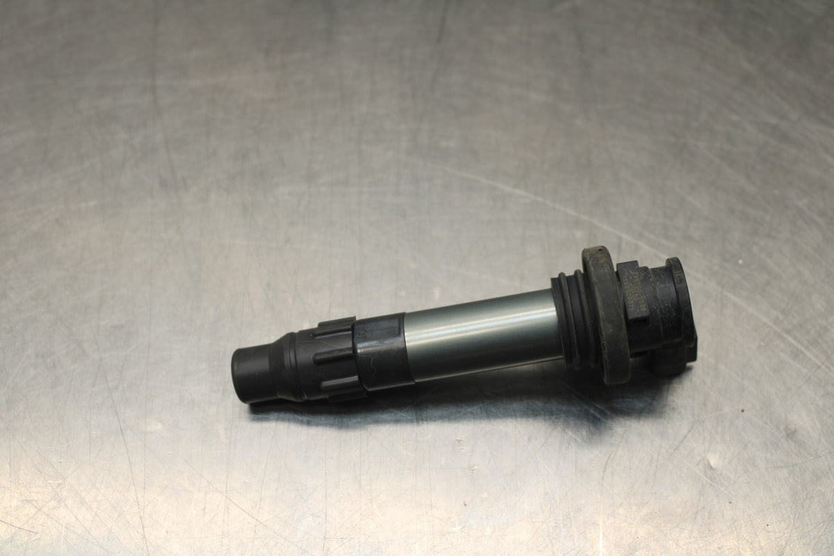 18-26 KAWASAKI Z400 IGNITION COILS COIL SPARK PLUG CAPS BB852