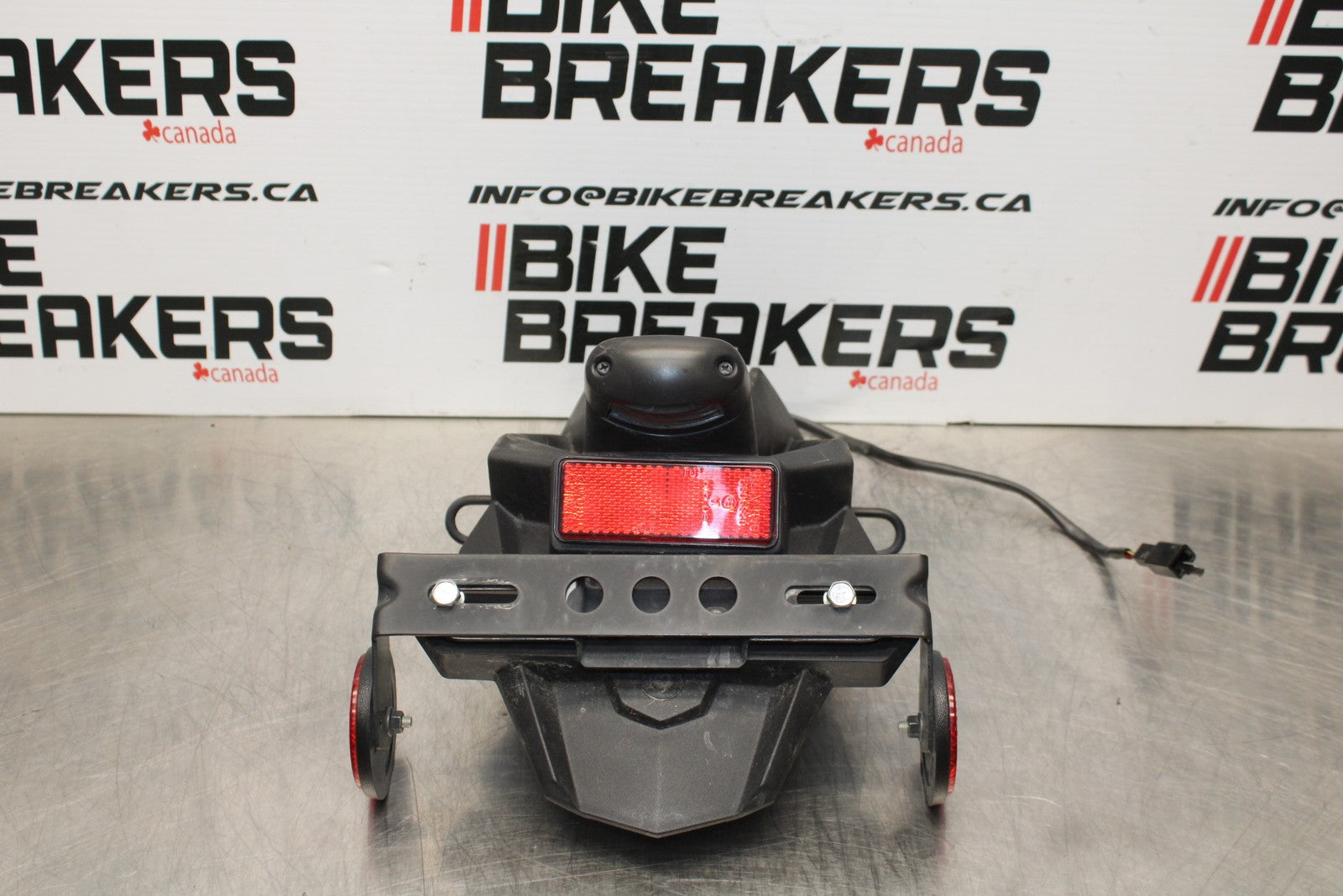 13-17 KAWASAKI NINJA 300 EX300 ABS REAR BACK FENDER MUD GUARD BB187