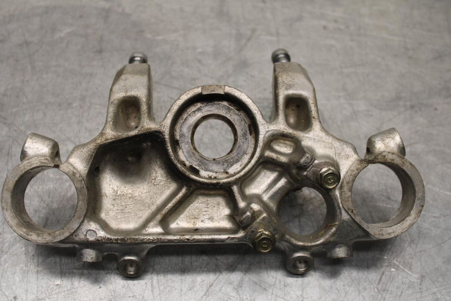 1983 Honda V45 Magna VF750C FORKS UPPER TRIPLE TREE CLAMP BB91