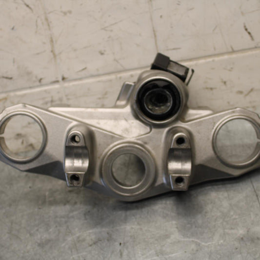 2006 Kawasaki Ninja 650R  FORKS UPPER TRIPLE TREE CLAMP 44039-0033-793 BB446