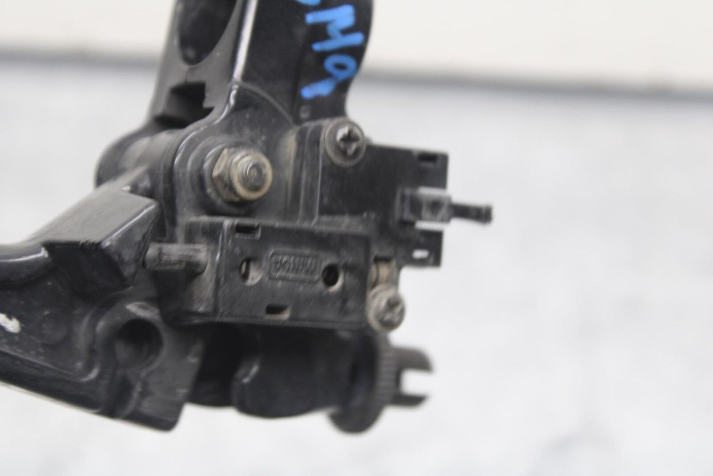 2009 Kawasaki Ninja 250R EX250J CLUTCH PERCH MOUNT WITH LEVER  BB87