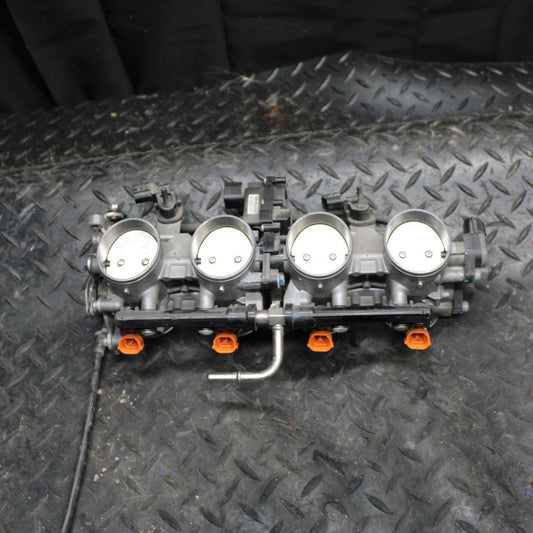 13-18 KAWASAKI NINJA ZX6R MAIN FUEL INJECTORS / THROTTLE BODIES BB203