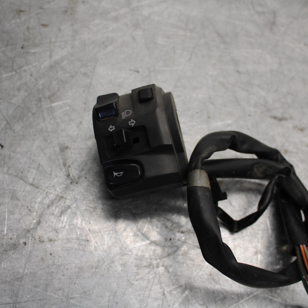 2008 Kawasaki Ninja ZX10R ZX1000E LEFT CLIP ON HANDLE HORN SIGNALS SWITCH BB524