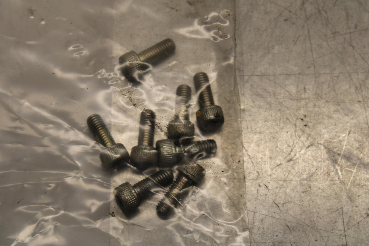 2006 Yamaha YZF R6 AIRBOX INTAKE VELOCITY STACKS 2C0-14454-00-00 BB560