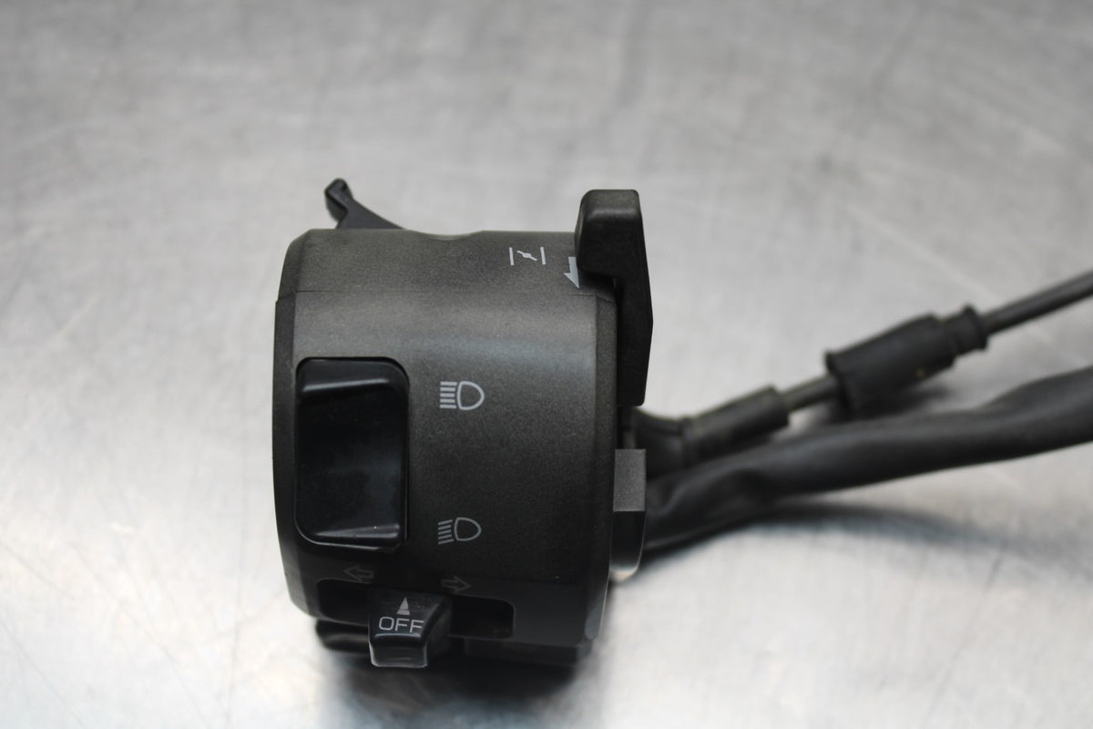 02 DUCATI MONSTER 620 LEFT CLIP ON HANDLE HORN SIGNALS SWITCH SWITCHES BB851