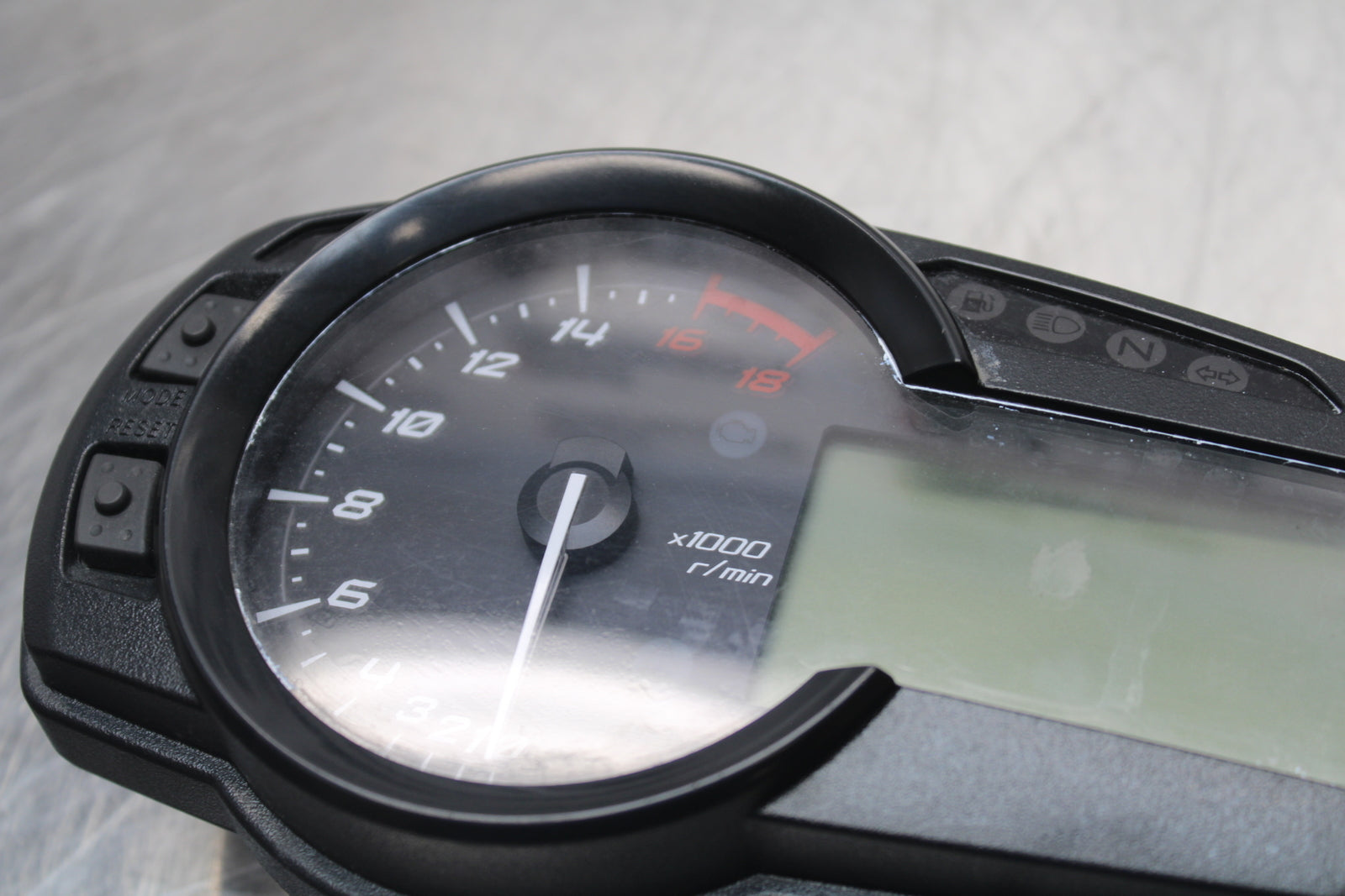 13-17 KAWASAKI NINJA ZX6R ZX636 ABS SPEEDO TACH GAUGES DISPLAY CLUSTER BB143