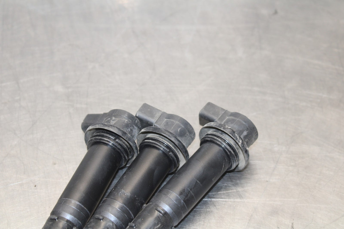 15-17 YAMAHA FJ09 IGNITION COILS COIL SPARK PLUG CAPS BB906