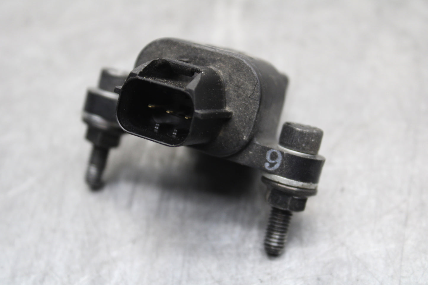 13-18 KAWASAKI NINJA ZX6R TIP OVER BANK ANGLE CRASH SENSOR  21176-0026 BB666