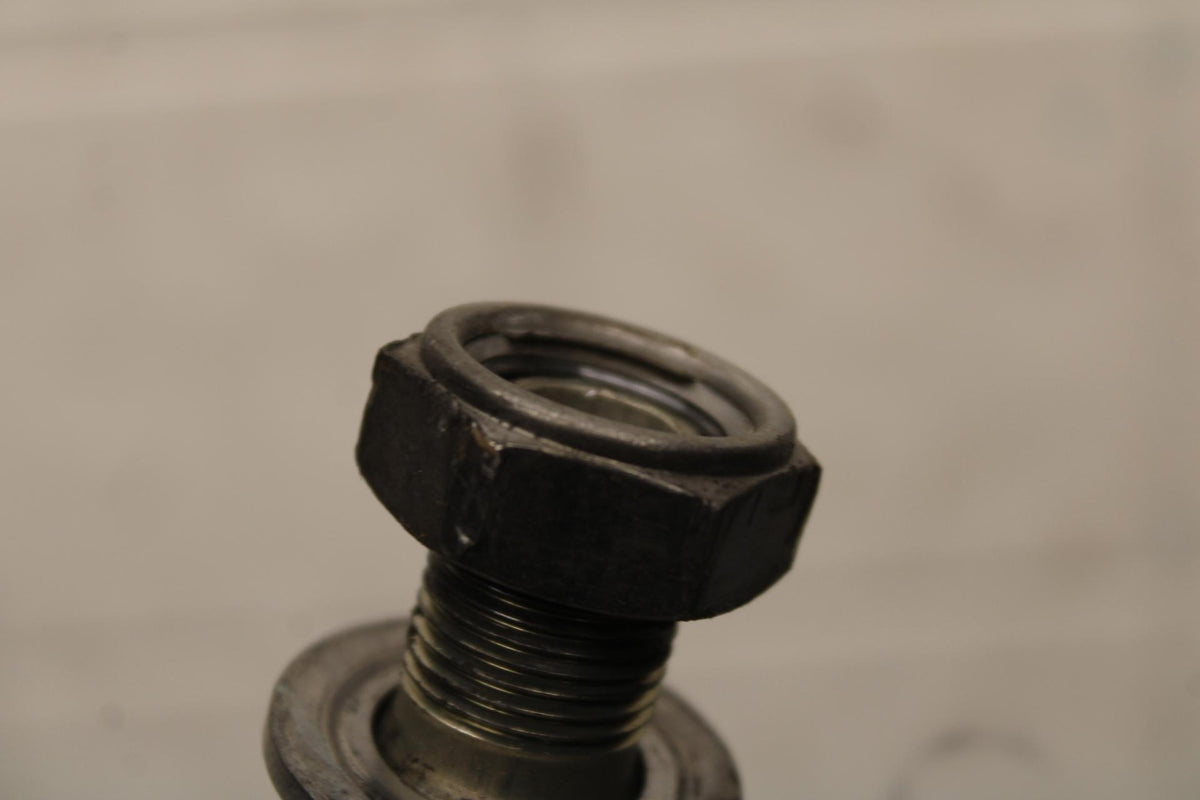 2012 Triumph Daytona 675R REAR AXLE BACK WHEEL RIM PIVOT BOLT AXEL BB589