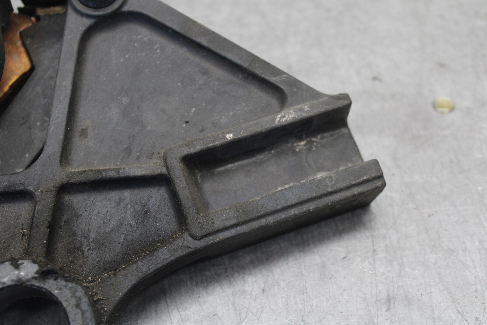 09-12 KAWASAKI NINJA ZX6R REAR BACK BRAKE CALIPER W MOUNT BRACKET BB698