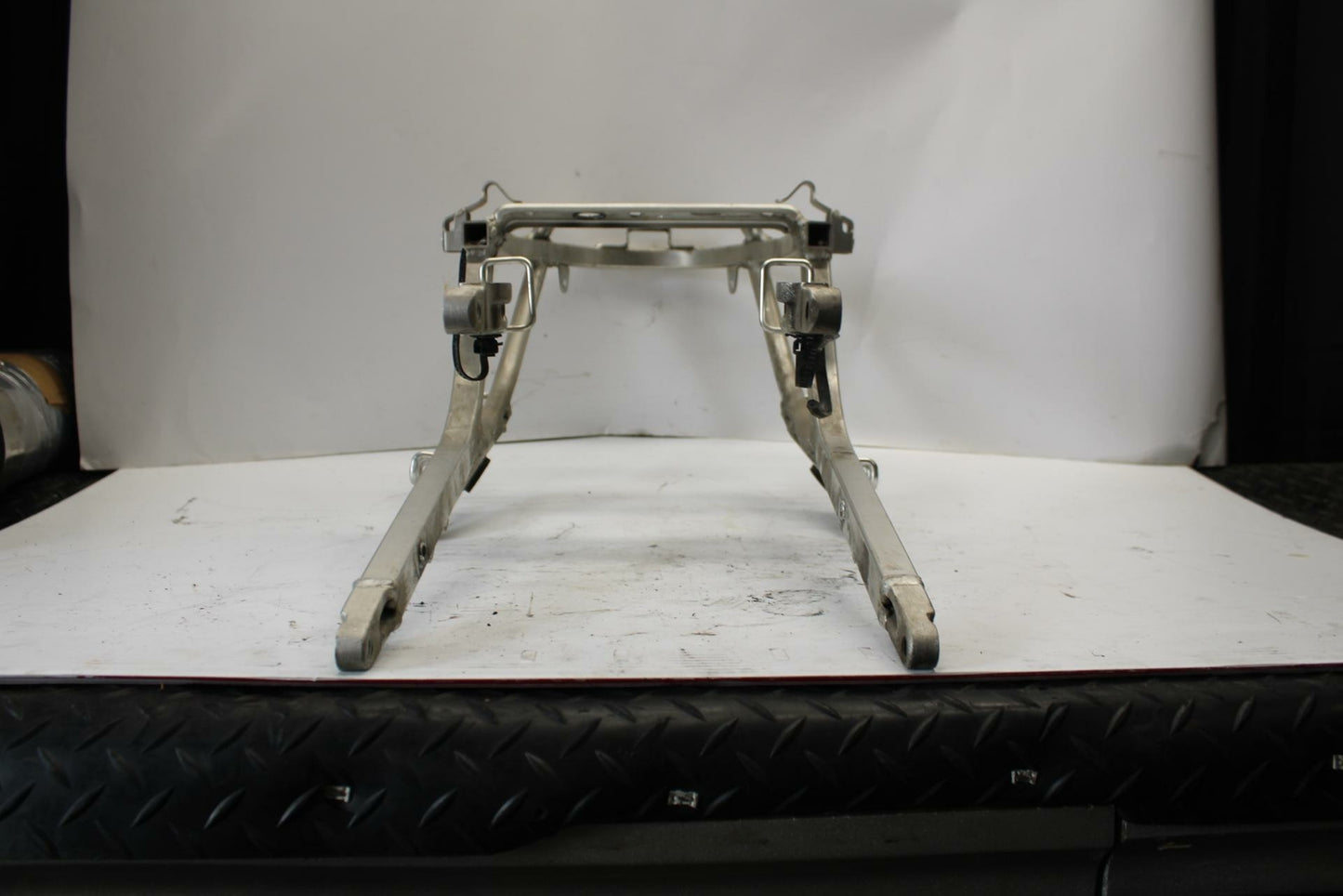 98-03 SUZUKI TL1000R REAR SUBFRAME BACK SUB FRAME BB267