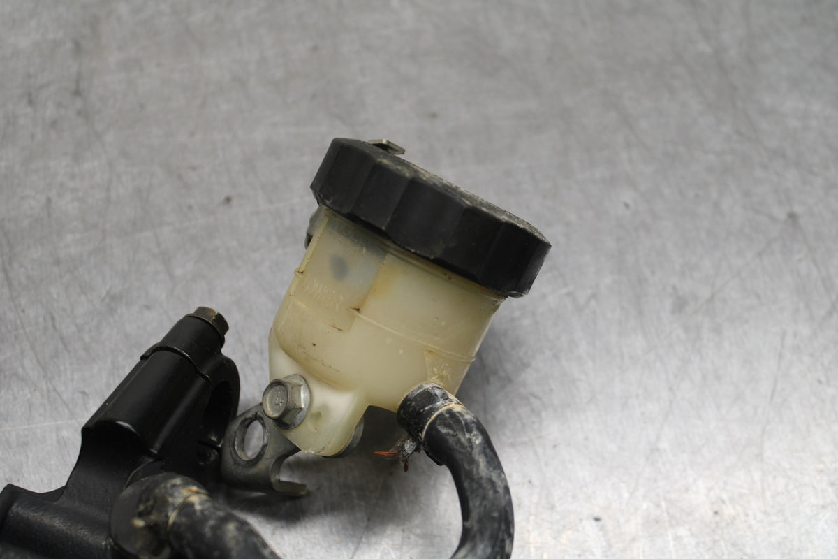 91-92 SUZUKI GSXR750 M  FRONT BRAKE MASTER CYLINDER w/ LEVER BB125