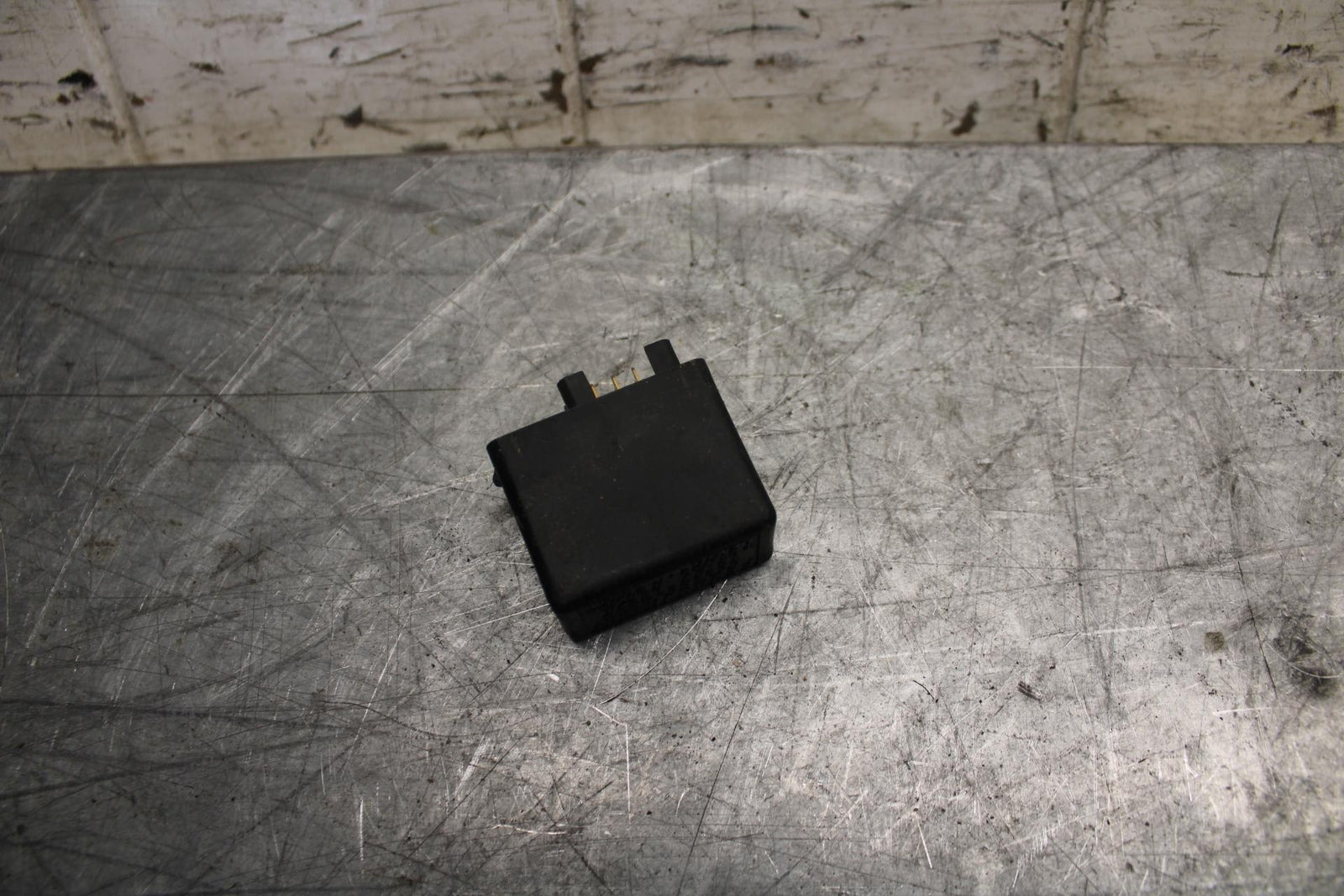 2007 Suzuki Boulevard M50B FUEL PUMP RELAY FLASHER SWITCH 38610-03F00 BB537