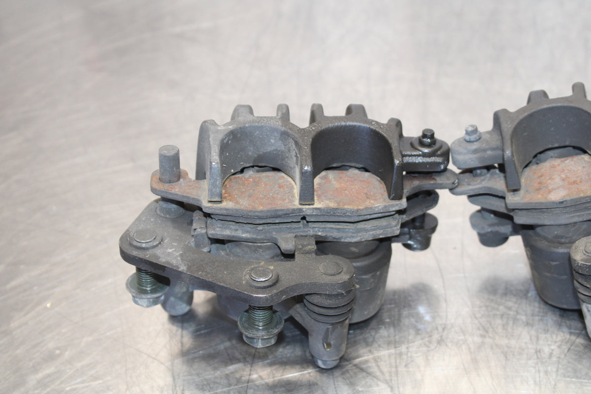 00 SUZUKI SV650 RIGHT LEFT FRONT BRAKE CALIPER SET PAIR CALIPERS BB156