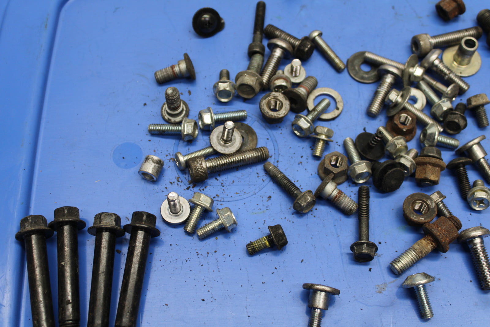 08-10 SUZUKI GSXR 600 MOUNTING BOLTS HARDWARE MOTOR SCREWS BB132