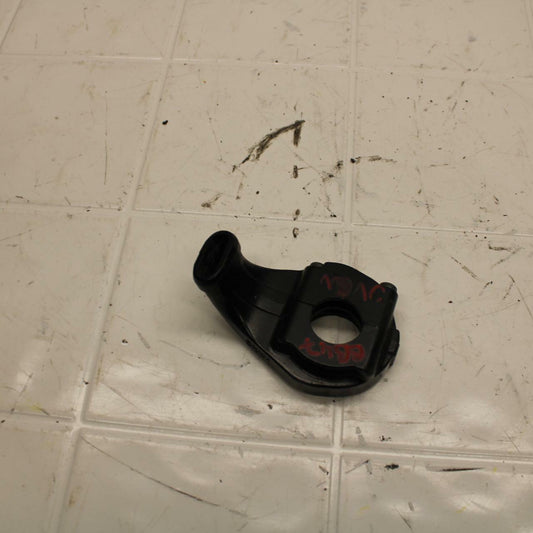 01 YAMAHA YZF R1 THROTTLE CABLE LINE HOUSING GUIDE BB25