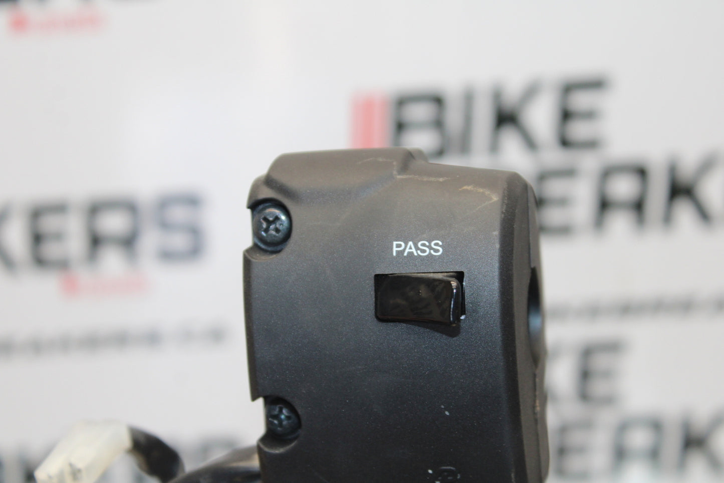 23-24 KAWASAKI NINJA ZX14R NEW!! LEFT CLIP ON HORN SIGNALS SWITCH SWITCHES BB153