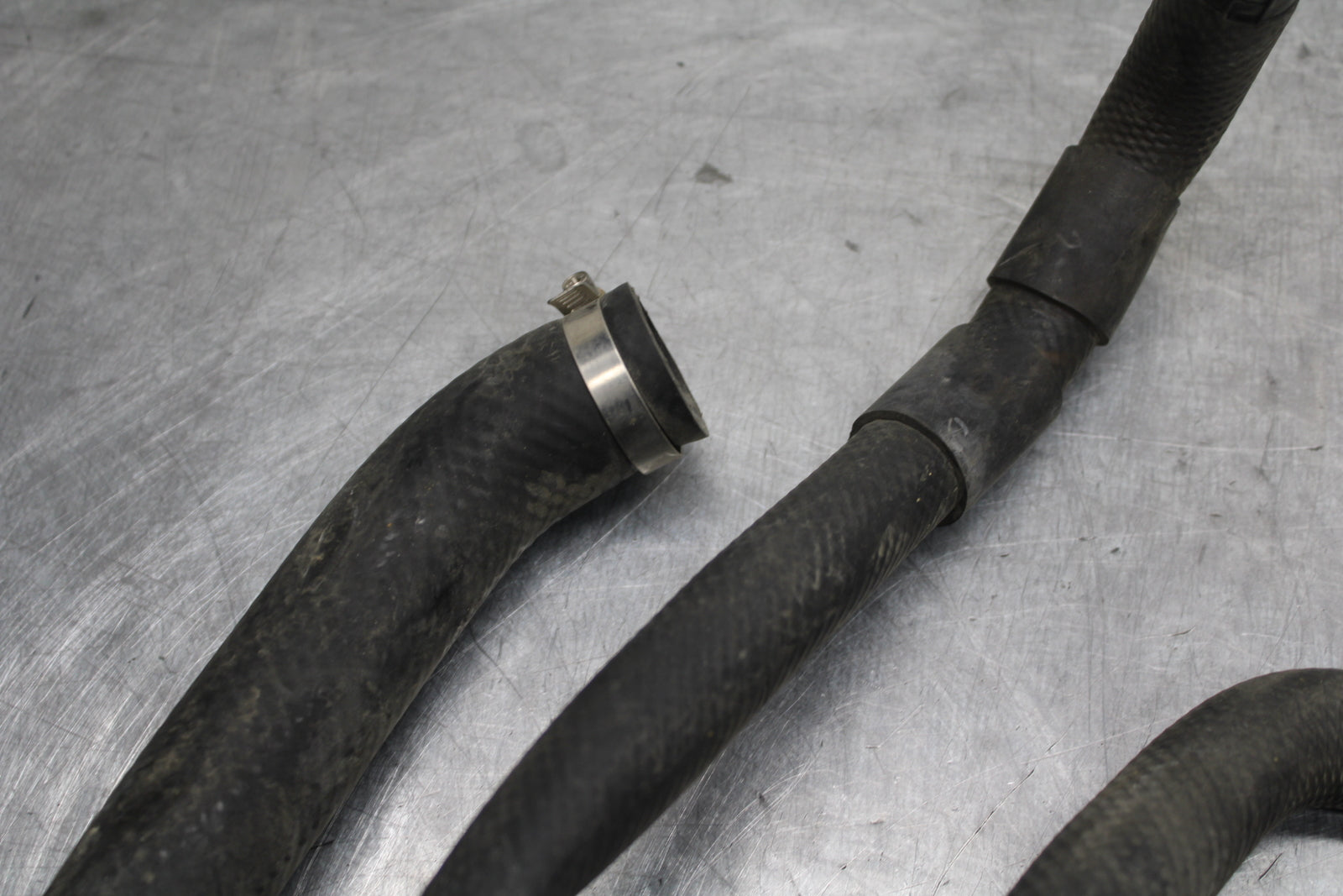 05-08 KAWASAKI VULCAN 1500 VN1500N CLASSIC RADIATOR HOSES BB133