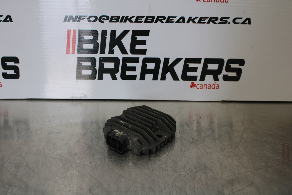 04 YAMAHA ROAD STAR XV1700A RECTIFIER VOLTAGE REGULATOR BB155